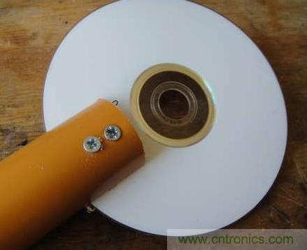 想減少電費嗎？DIY一個迷你風力發電機吧