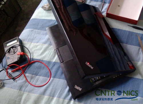 創意DIY：將筆記本大卸八塊做成臺式機！