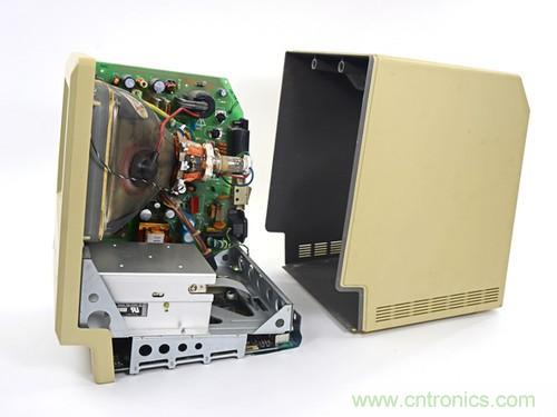 拆!古董級Macintosh 128K電腦