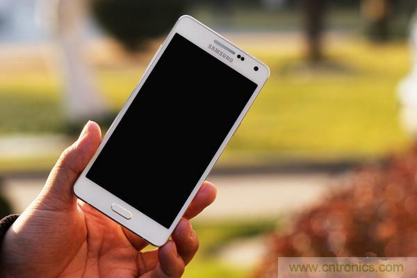 拆解狂魔荼毒新機三星金屬Galaxy A5，看槽點在何方？