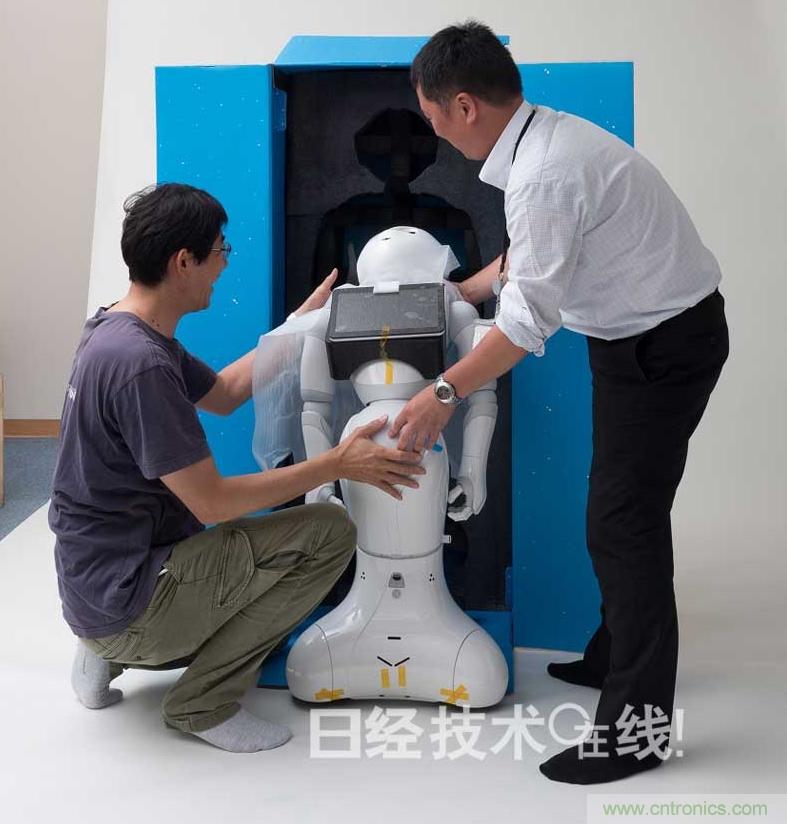 拆解筆記本不過癮，那就來拆拆日本情感機器人吧！