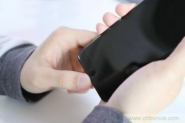 魅族M15拆解：做工精致，壓感Home鍵采用中國芯